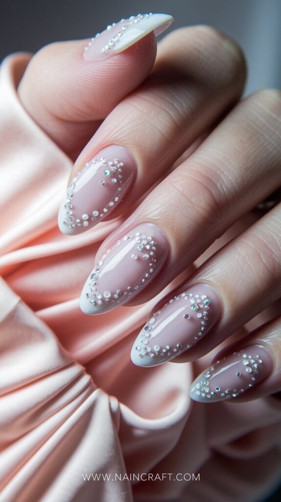 24+ Almond Nail Ideas That Are Too Pretty to Pass Up (From Classy to Trendy Designs) 24+ Almond Nail Ideas That Are Too Pretty to Pass Up (From Classy to Trendy Designs)