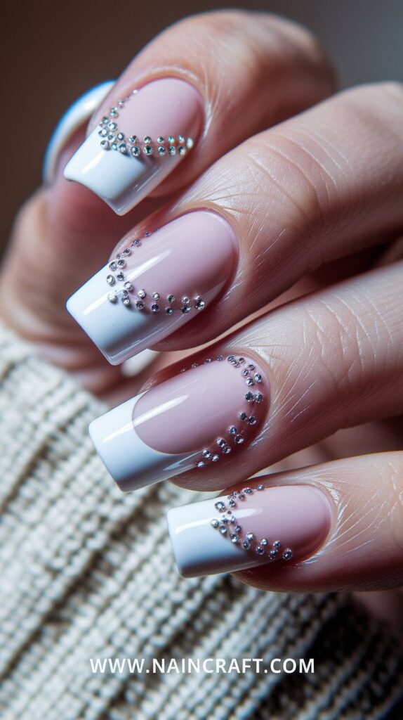 ✨ 21+ French Tip Nail Ideas That Are Chic, Trendy & Totally Pin-Worthy