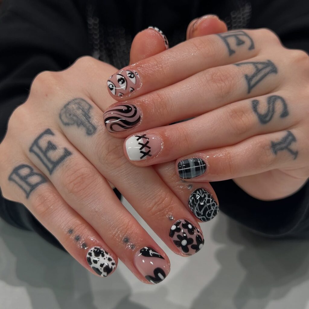 Black and Pink Punk Nails