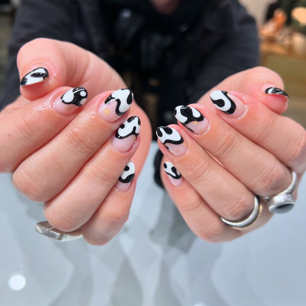 Black and White Swirl Nails