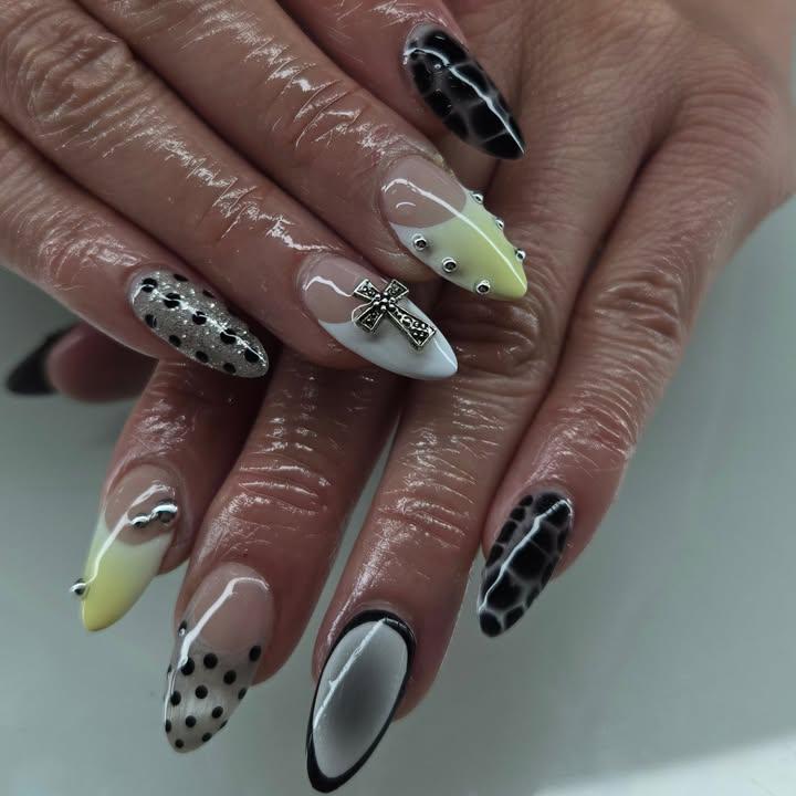 Edgy Black & Yellow Autumn Nails