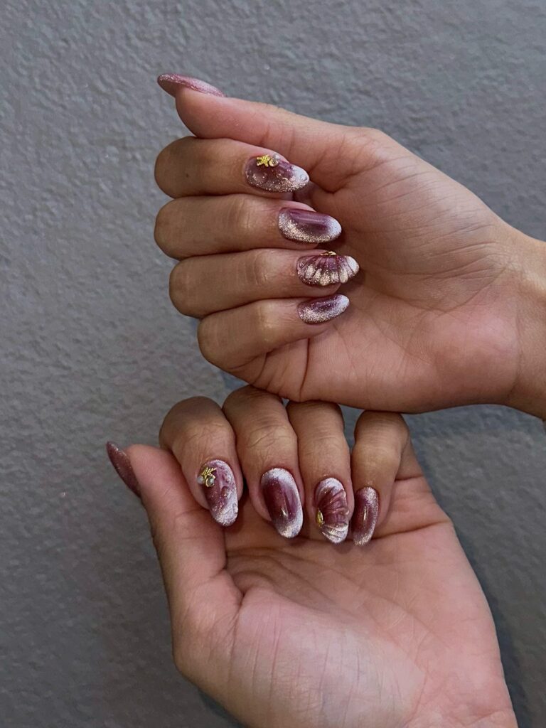 Shimmering Seashell Mauve Nails