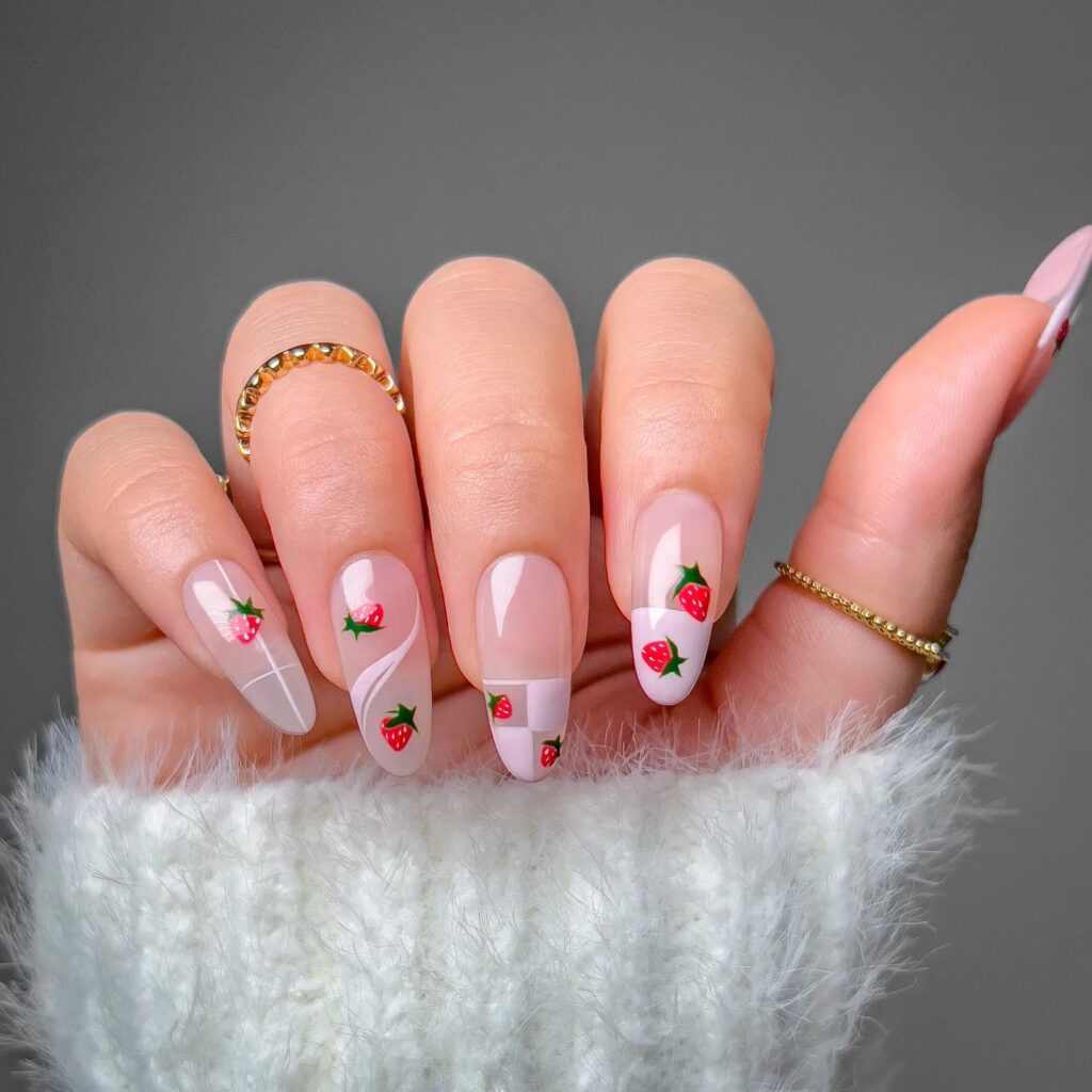 Strawberry Cute Acrylic Nails