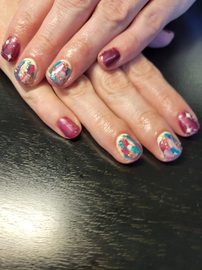 Cute Thanksgiving Nails with Artistic Colors