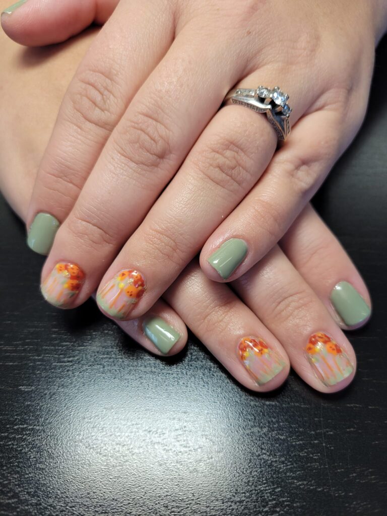 Cute Thanksgiving Nails with Autumn Florals