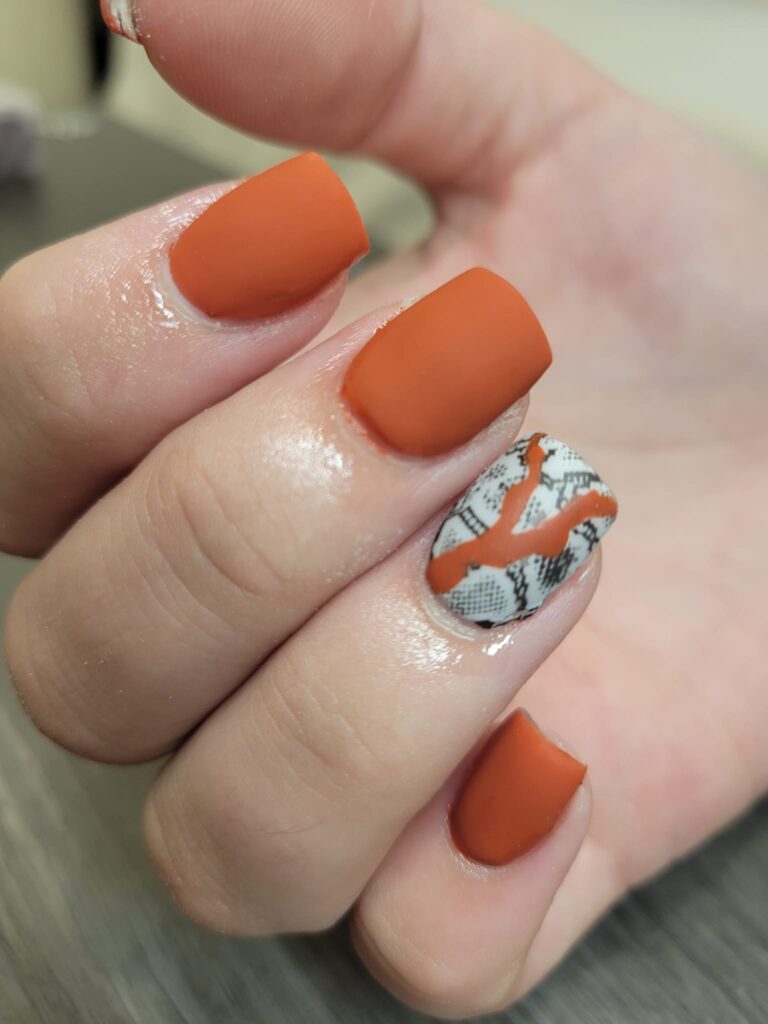 Cute Thanksgiving Nails with Burnt Orange Matte