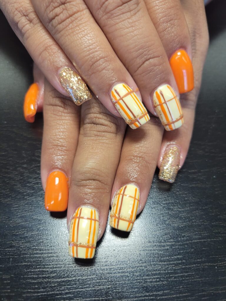 Cute Thanksgiving Nails with Plaid and Glitter Mix