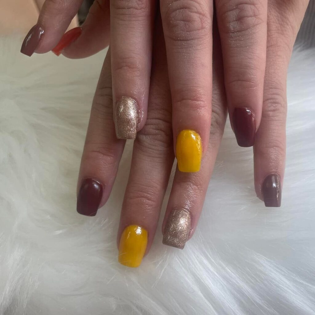 Simple Thanksgiving Nails in Yellow, Brown, and Gold