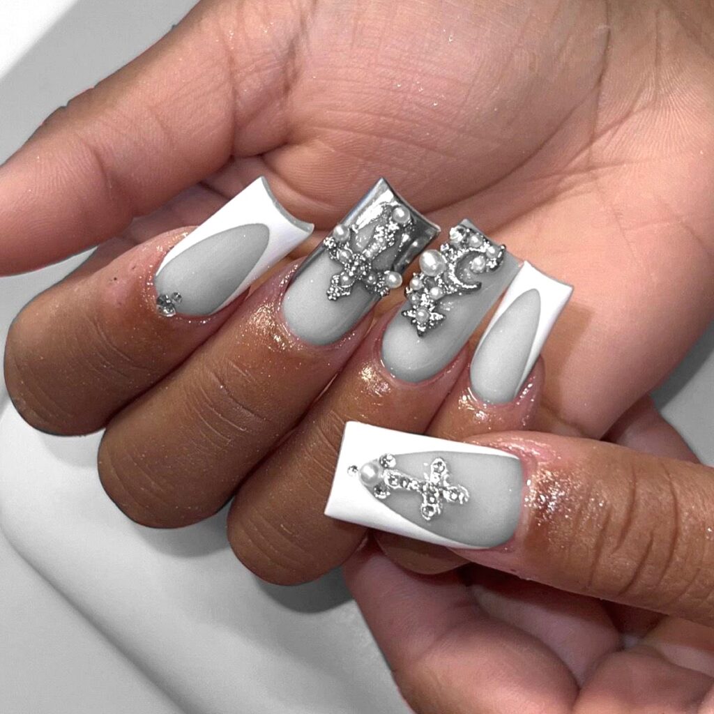 Cute Bow Silver Nails