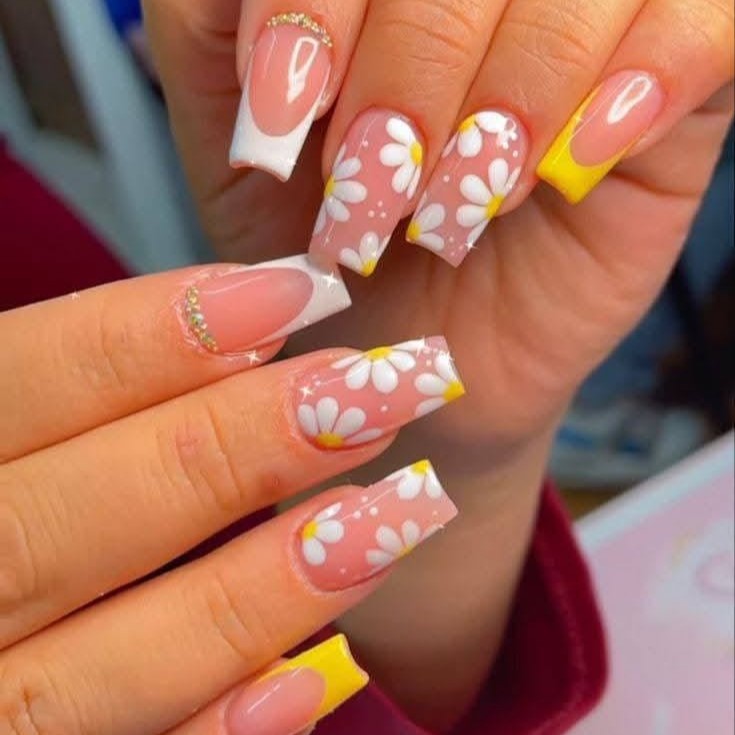 Daisy and French Tip Combo