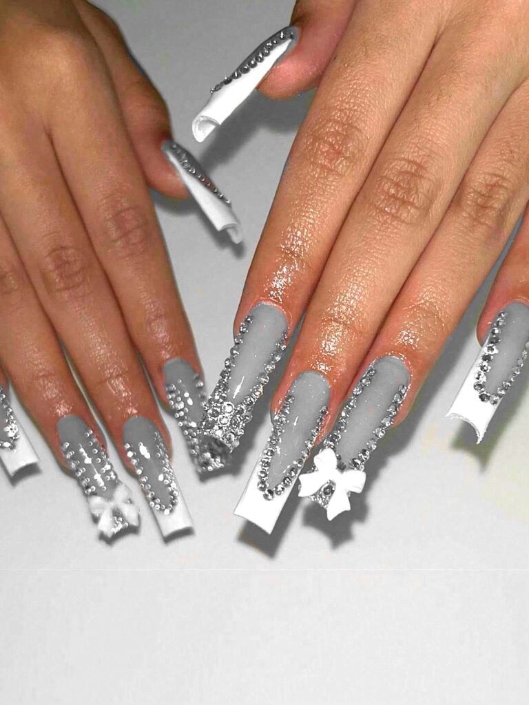 Rhinestone Bow Silver Nails