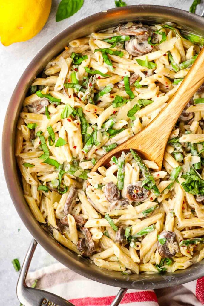 Asparagus and Mushroom Pasta