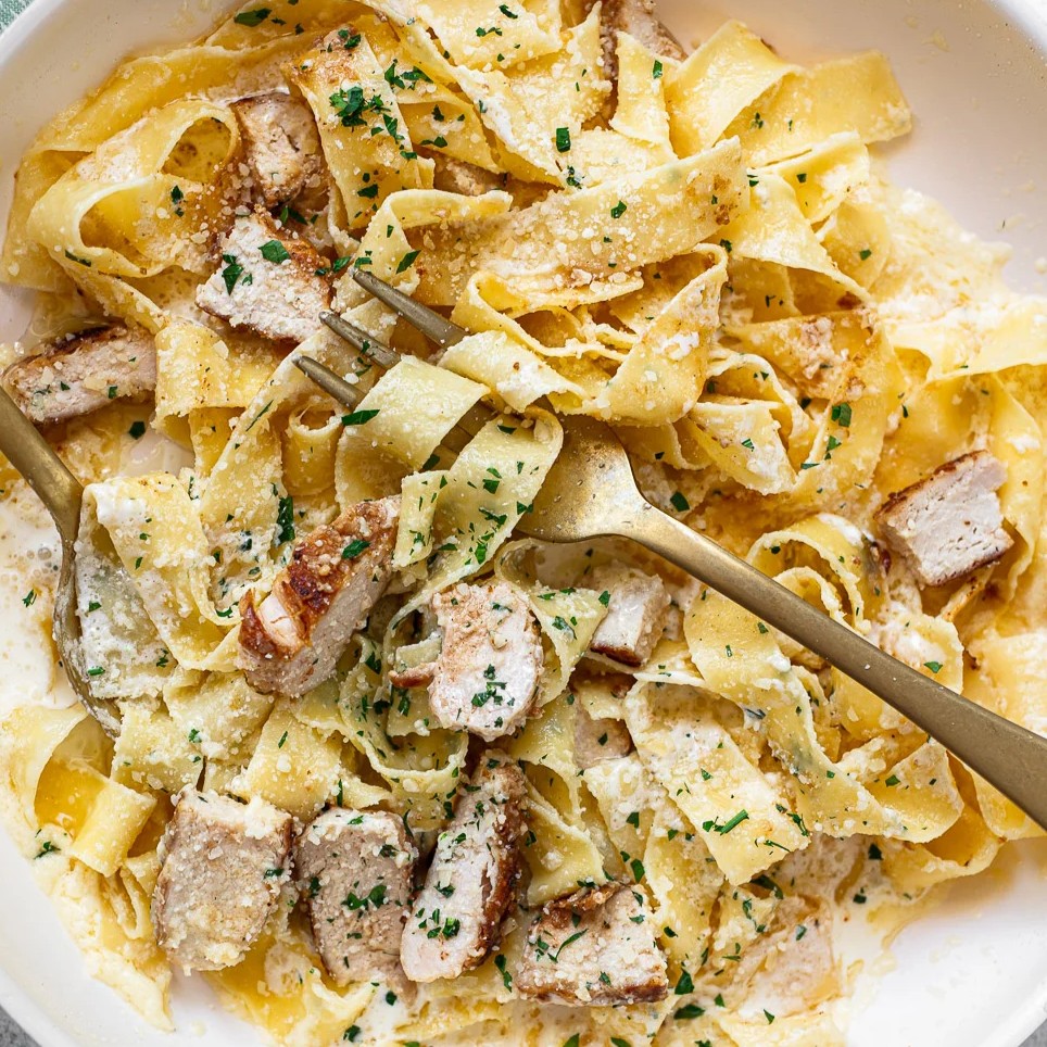 Chicken Alfredo Pasta