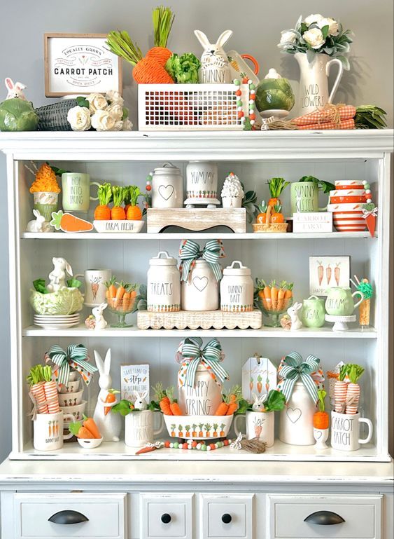 Spring storage containers