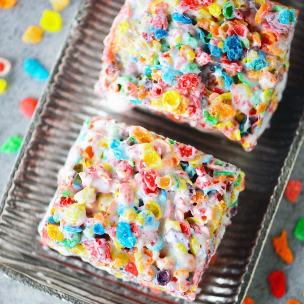 Strawberry Ooey Gooey Bars