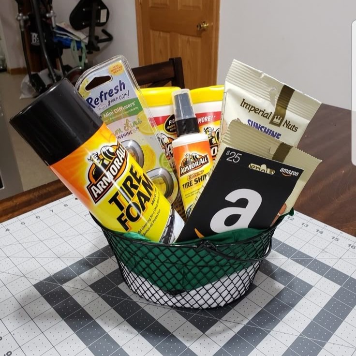 CAR ESSENTIALS Basket