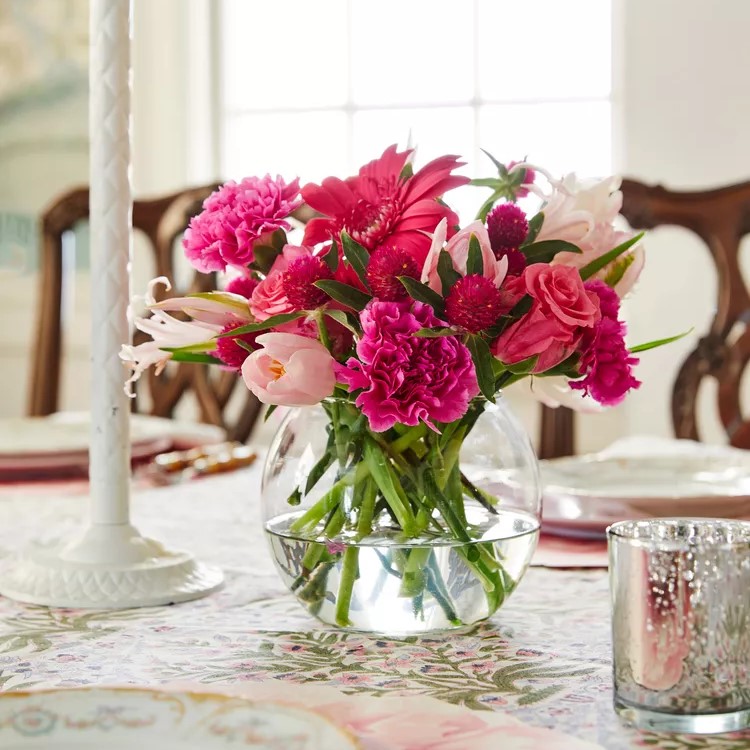 Small Cozy Summer Centerpiece